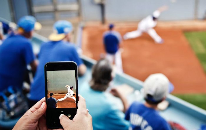 Article Image for The Global Evolution of Sports Data Monetization and Fan Engagement